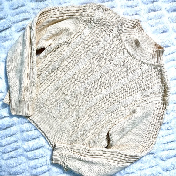 Vintage Liz Claiborne Buttercream Yellow Cableknit Sweater - Picture 3 of 8